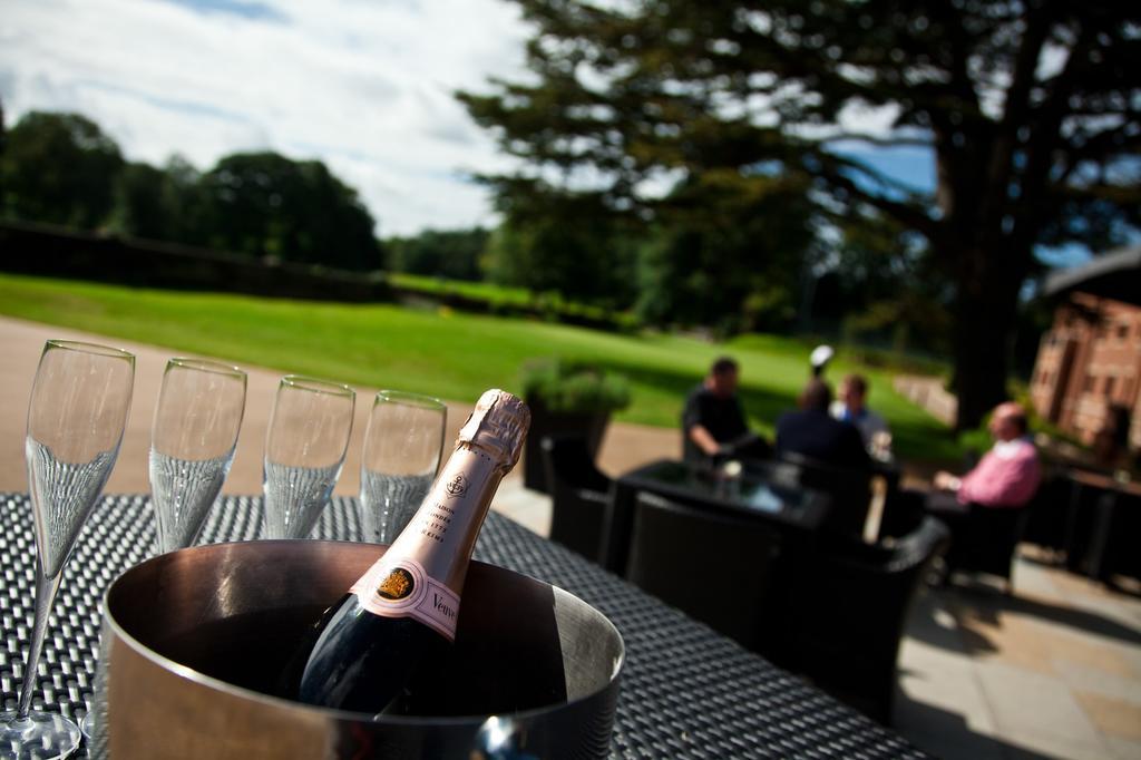 The Mere Golf Resort & Spa Exterior foto